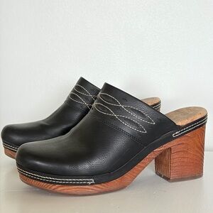 Korks Espresso Brown Heeled Mule Clogs Wood Block Heel 9M